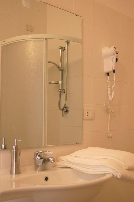 L'Arco Cagliari Bed and Breakfast Exterior foto
